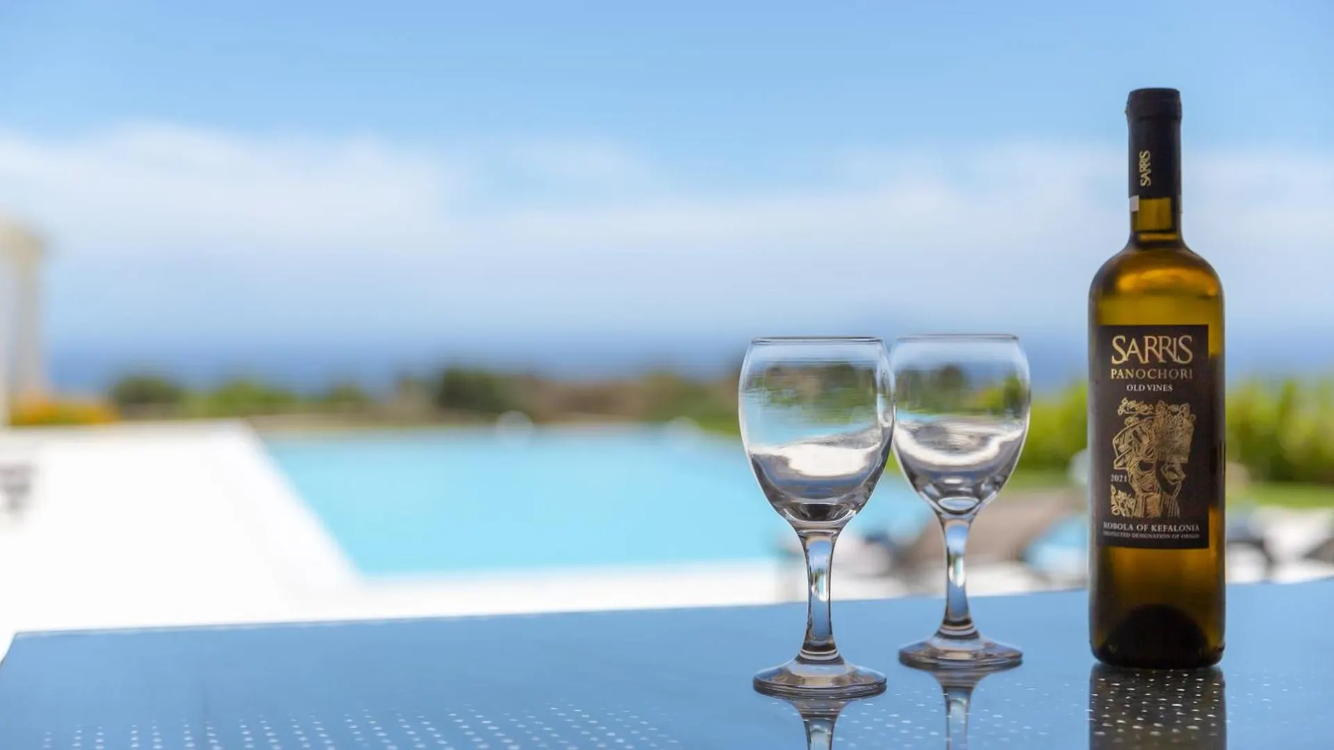 Villa Robola Mavrata Greece