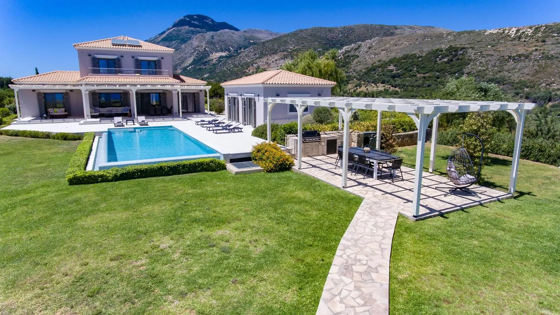 Villa Robola Mavrata
