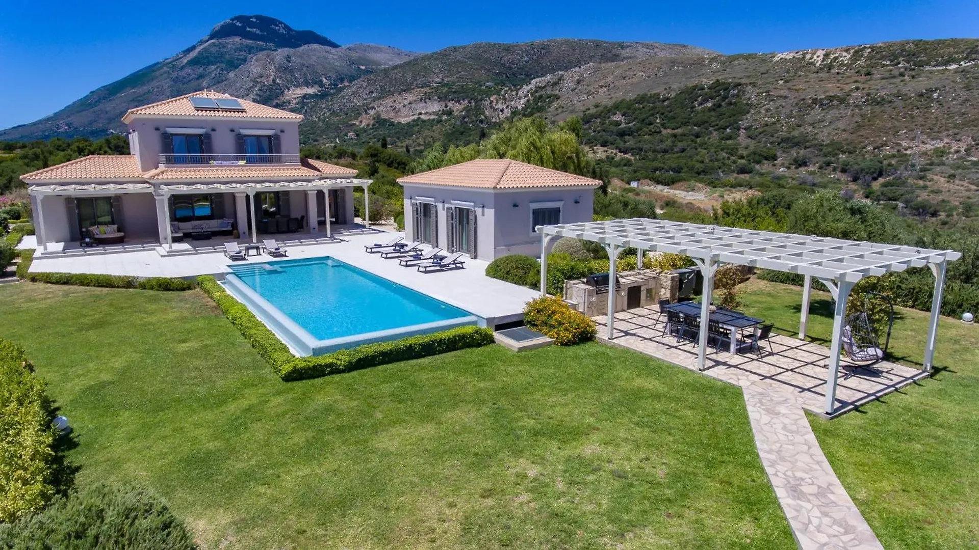 Villa Robola Mavrata